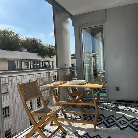 Superbe Avec Balcon - 3 Ch / 8 P Paris