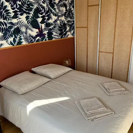 Superbe Avec Balcon - 3 Ch / 8 P Paris